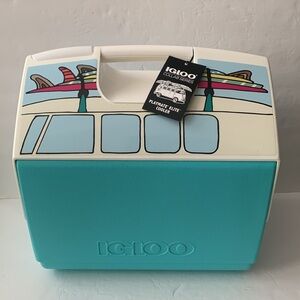 Igloo 16 Qt Cooler Playmate Elite VW Volkswagen Van NWT